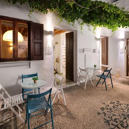 林都斯希特林公寓 公寓 *