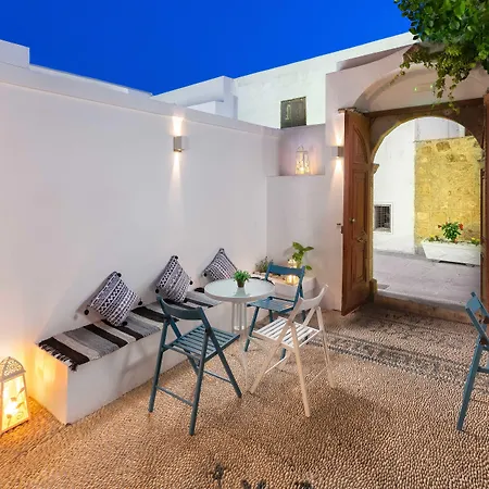 林都斯希特林公寓