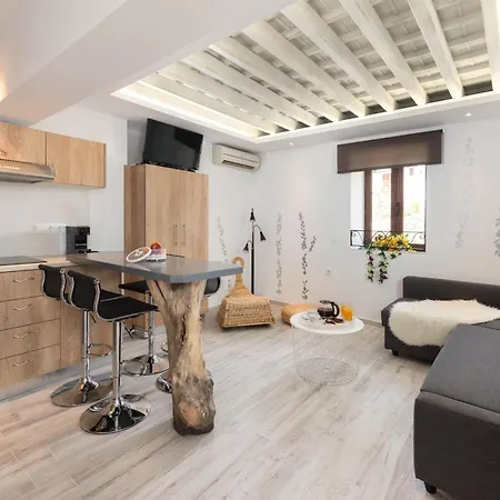 林都斯希特林公寓 林都斯